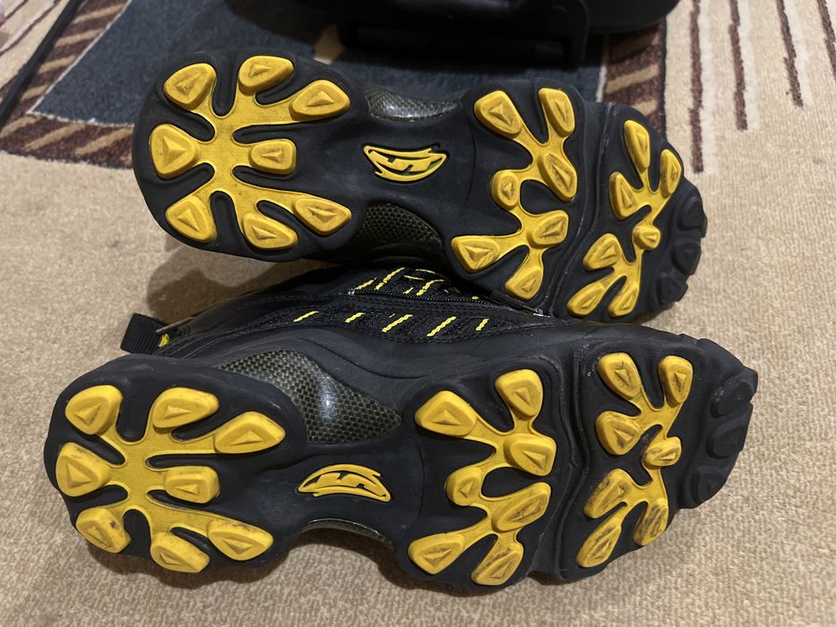 Кросівки для пейнтболу 42 розмір