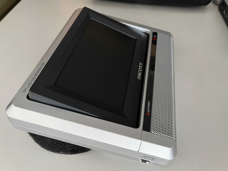 Ecrãs para Carro, com Leitor de DVD's e cabos