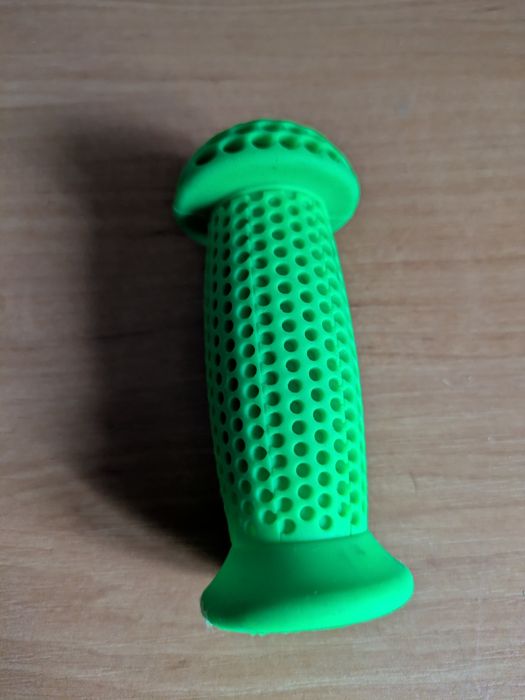 Ручка нова для дитячого самоката