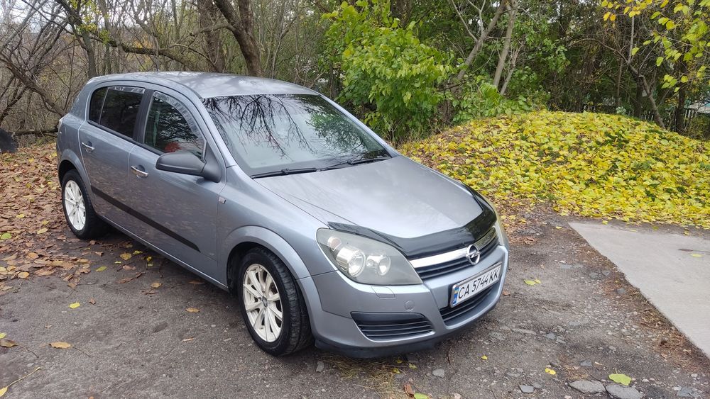 Opel Astra H 2005 рік 1,4 газ/бензин в доброму стані