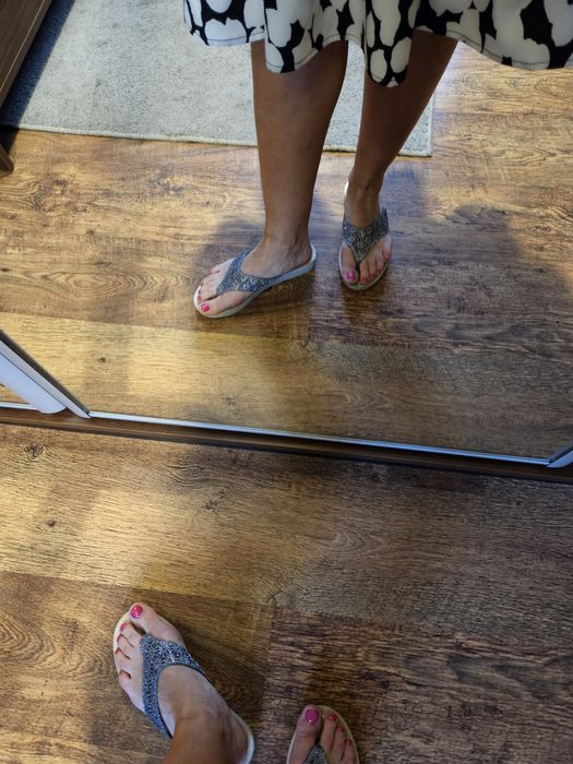 Srebrne klapki japonki rozmiar 37