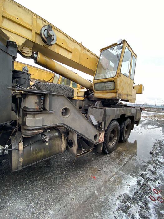 Продам Автокран Краян 30т 27м стрела Краз 6510 в наличии 2шт -выбор,