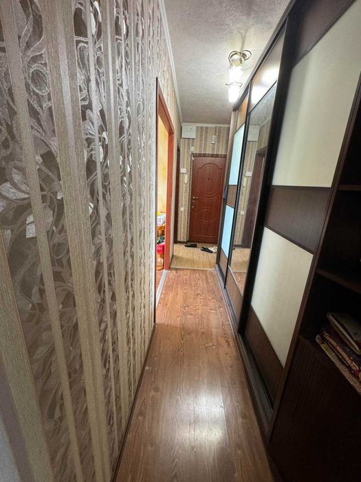 Продам 3 ком квартиру с гаражом и кладовкой. Можно по сертификату!