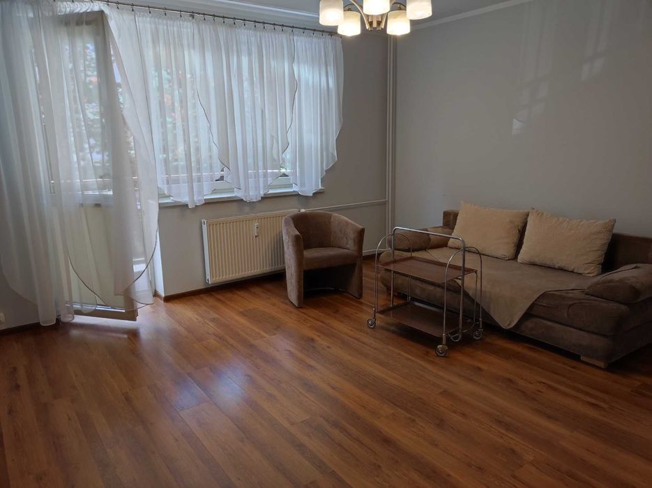 Wynajmę PRZESTRONNE mieszkanie dwupokojowe z dużym balkonem PARTER, dzielnica WYCZERPY