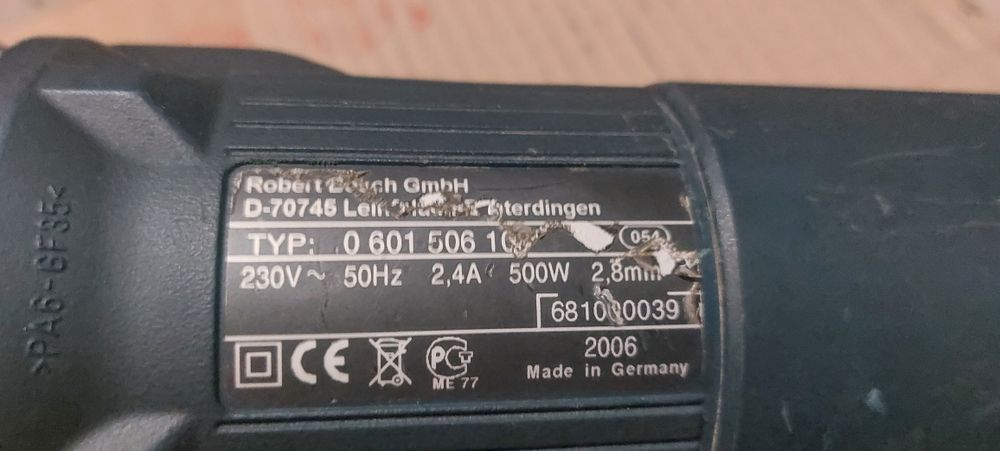Электроножницы по металлу Bosch GSC 2,8 Professional.