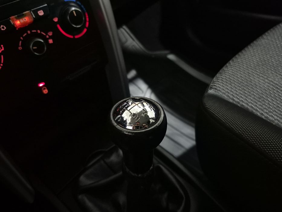 Peugeot 207 1.4HDI - 142.000KM | GARANTIA | NACIONAL