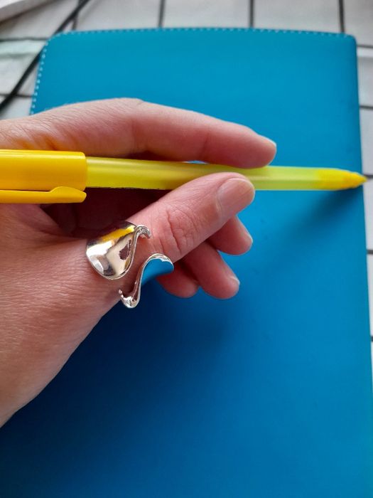 Браслет і каблучка. Біжутерія.