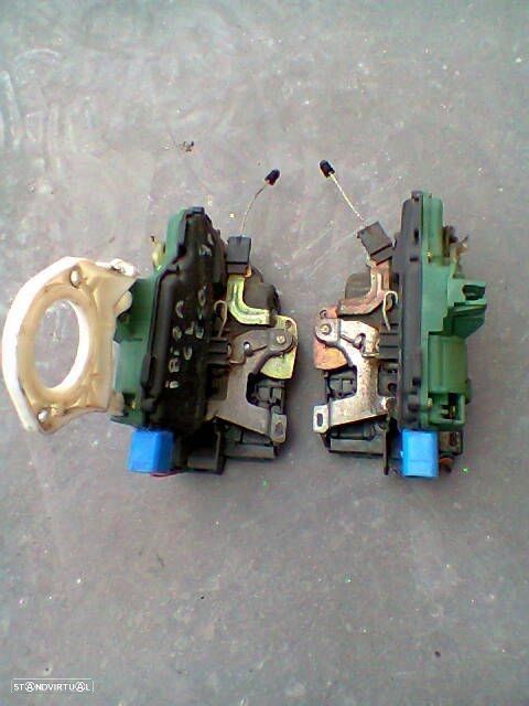 fechos de porta seat ibiza 6L