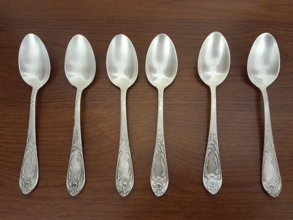 Набор мельхиоровых чайных ложек (СССР) 6 штук