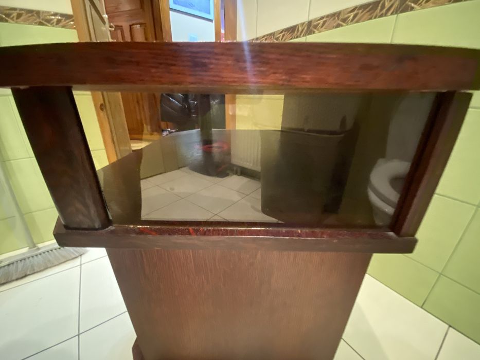 Szafka pod telewozor