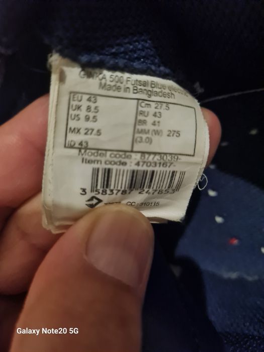 Vendo Ténis Adidas 10€  + Tenis Kipsta 6€