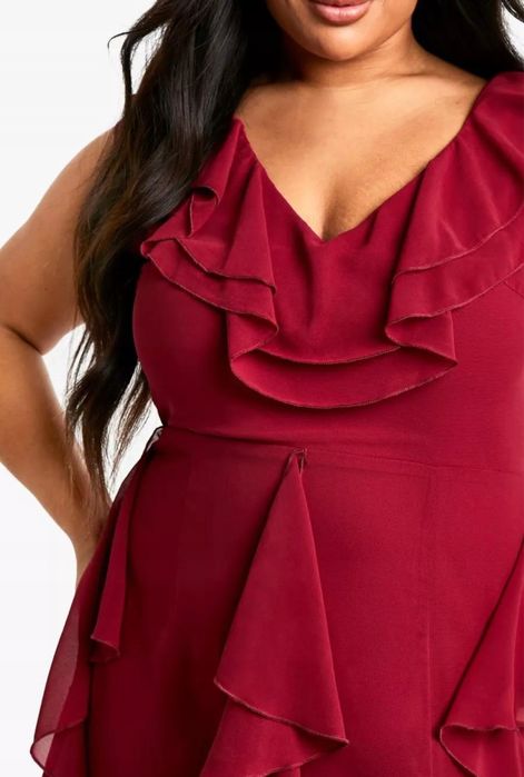 Piekna koronkowa sukienka PLUS SIZE