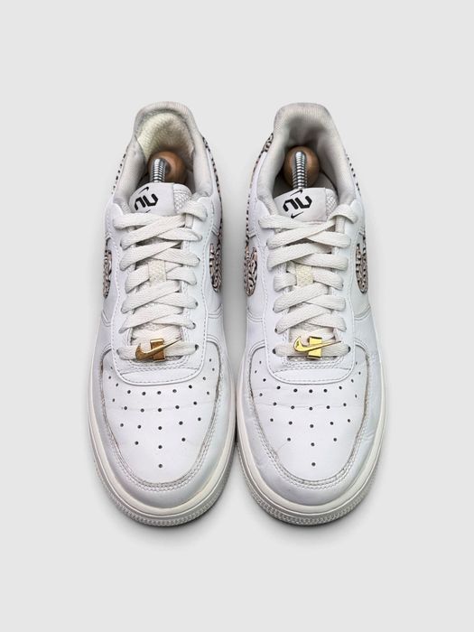 Buty Sportowe Nike Air Force 1 Low LX Biały Brązowy Rozmiar 39