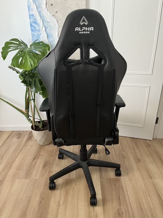 Cadeira de Gamer/ Secretária