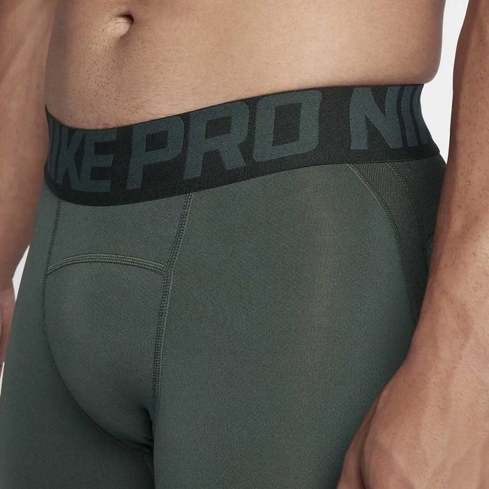 мужские компрессионные тайтсы из теплой линейки Nike Pro HyperWarm