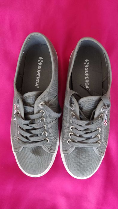 Nowe trampki tenisówki superga
