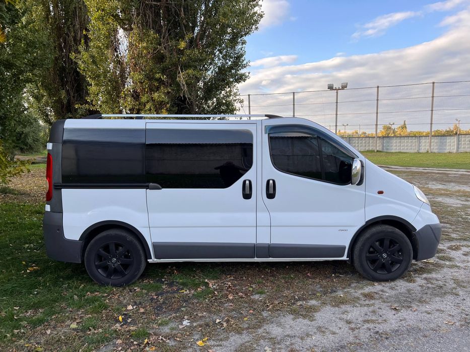Продам OPEL Vivaro