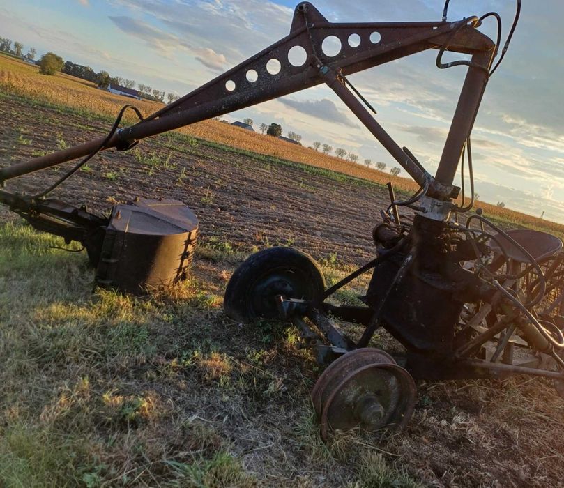 Nujn czeski ładowacz