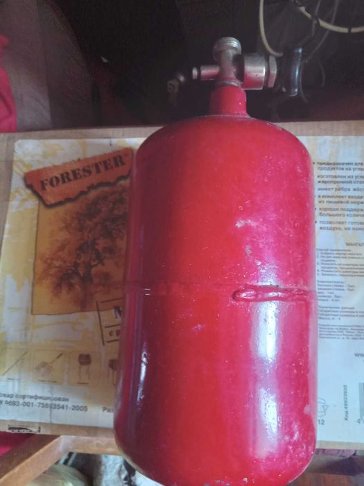 Газовый баллон. Длина баллона без вентиля приблизительно 25 см