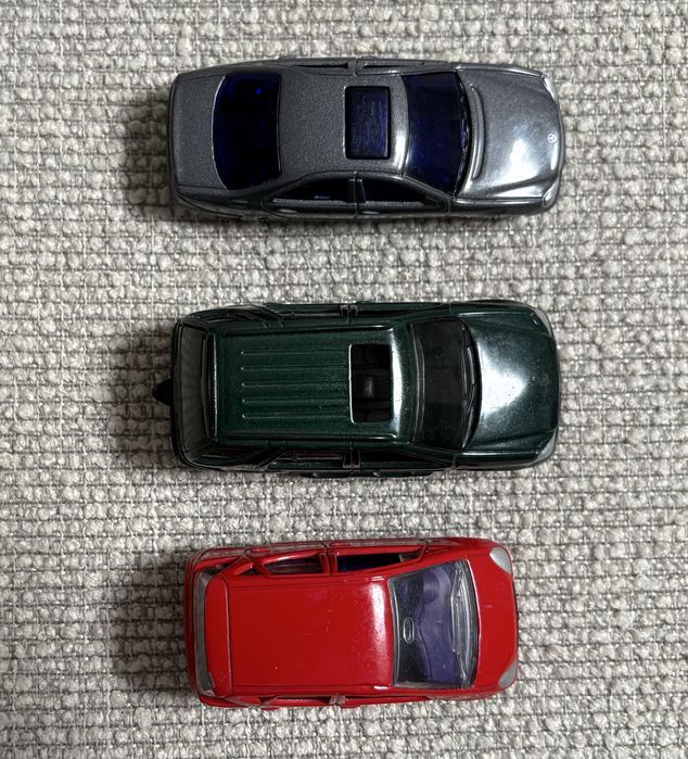 Matchbox 2 szt + Maisto 1 szt