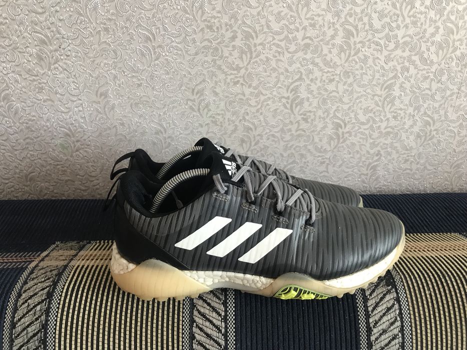 Кросівки Adidas 44 розмір, по устілці  27,5 см
