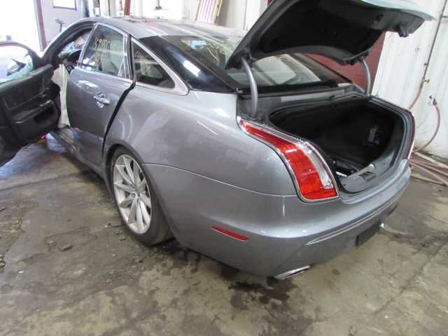Бампер Jaguar XJ розборка шрот
