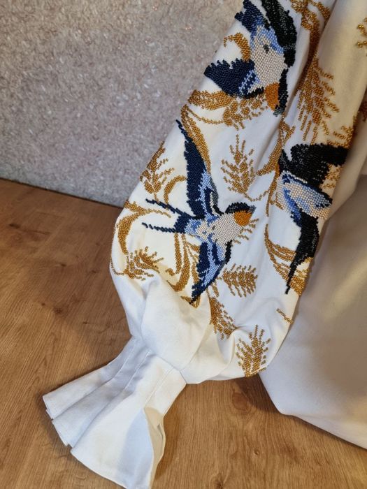 Вишиванка  з бісеру