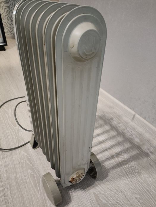 Обігрівач масляний Scarlett