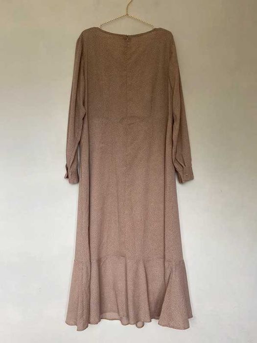 Beżowa sukienka maxi 48 4XL w kropki plus size elegancka szyta na miar
