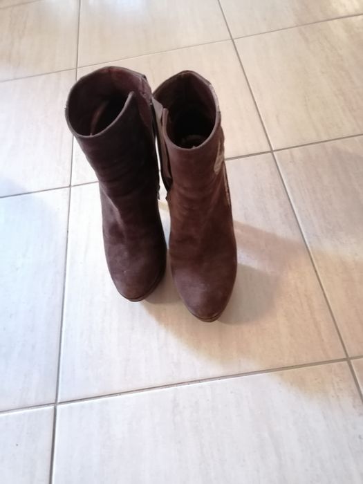 Botas de mulher salto