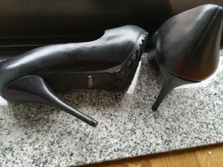 Sapatos Altos 38 (negociável)