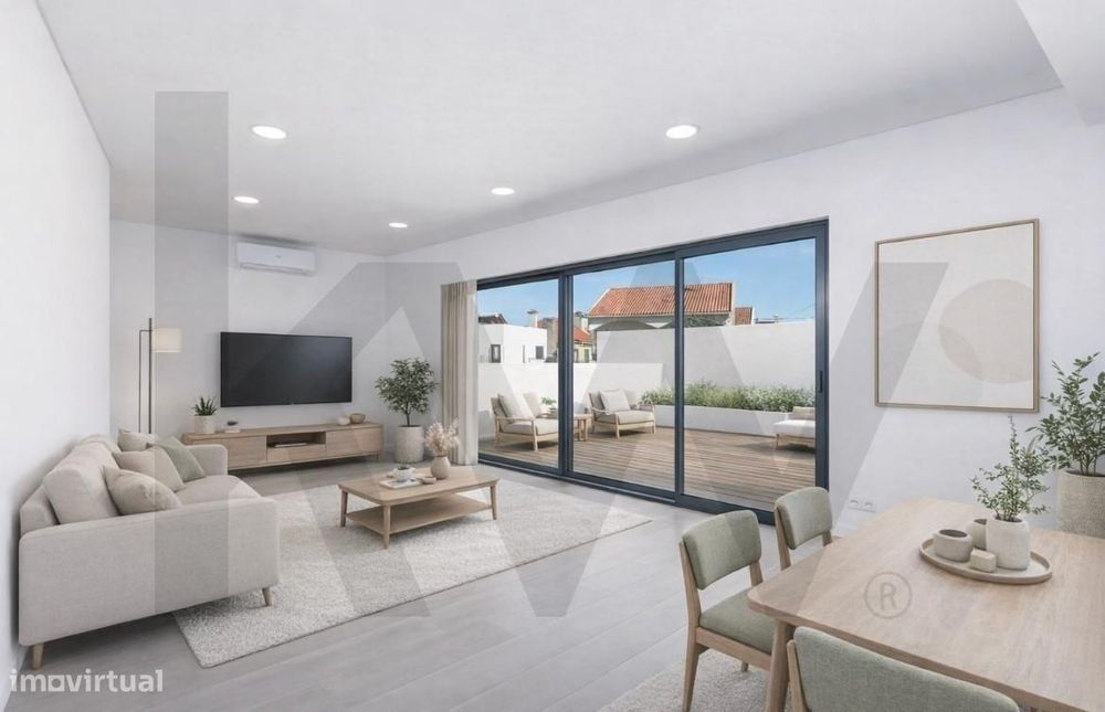 Moradia T3 Nova com Jardim, Terraço e Estacionamento – Próxima da CREL