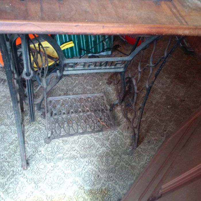 Máquina de costura antiga