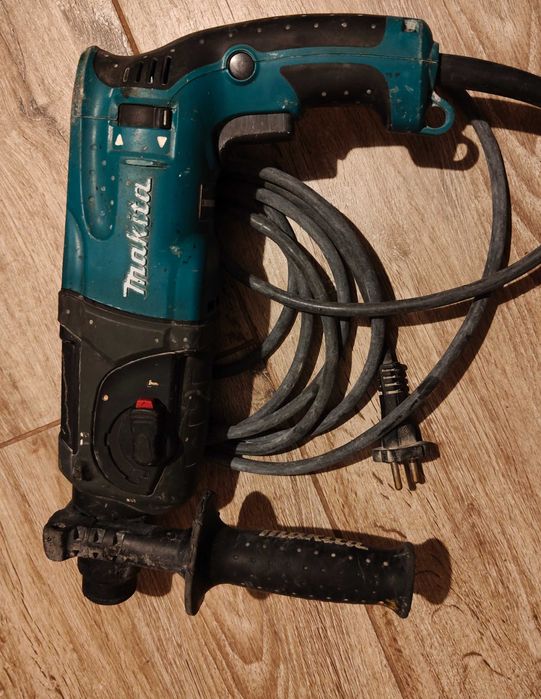 Młotowiertarka Makita HR2470 wiertarka udarowa