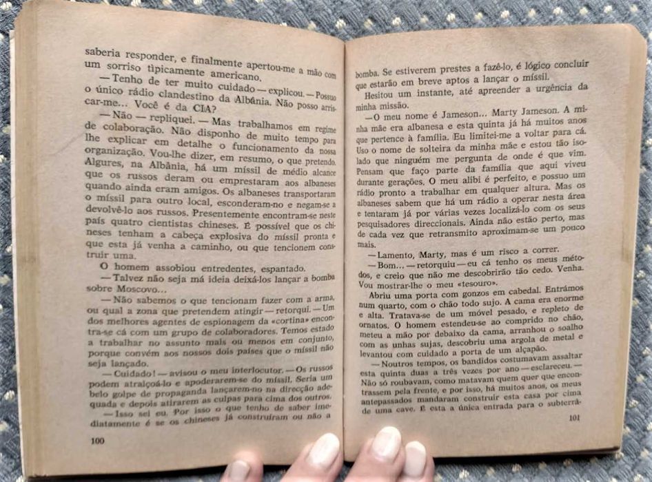 "A Segundos do Fim", Norman Daniels, Coleção DH Espionagem Nº27, 1964