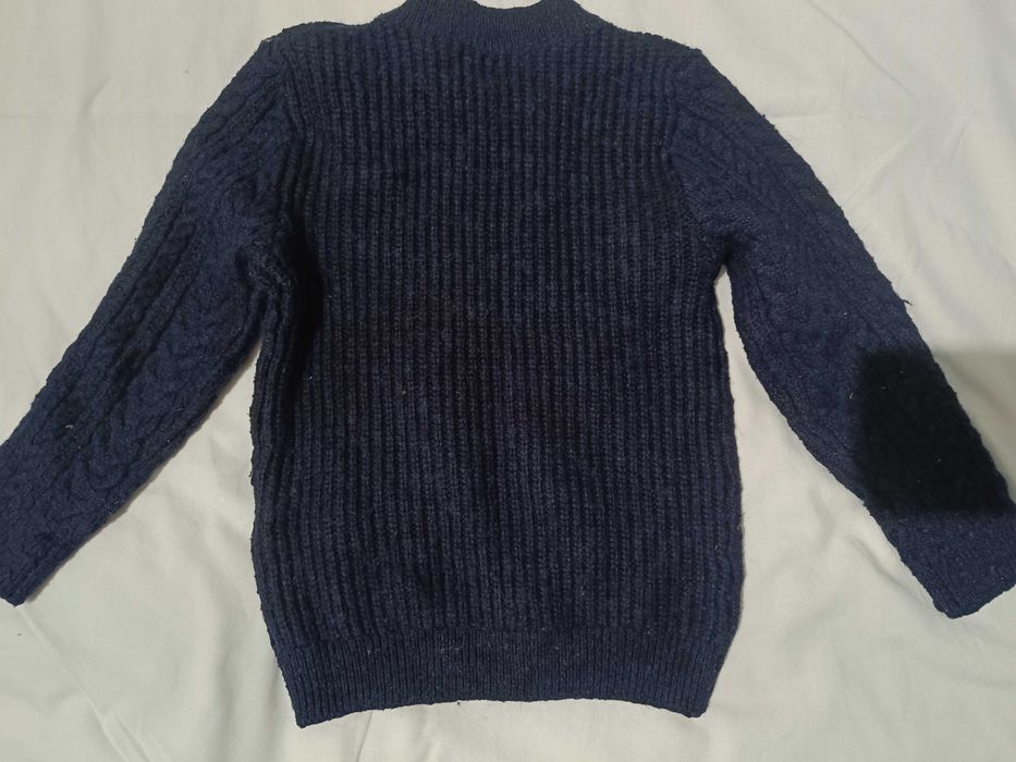 Camisola malha, quase nova, 5 anos