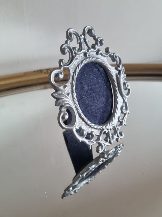 Stara stojąca ramka na zdjęcie,obrazek