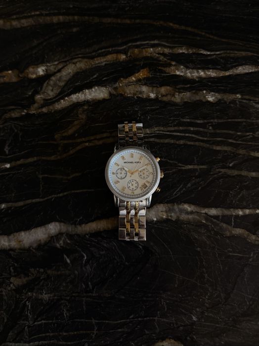 Часы Michael Kors