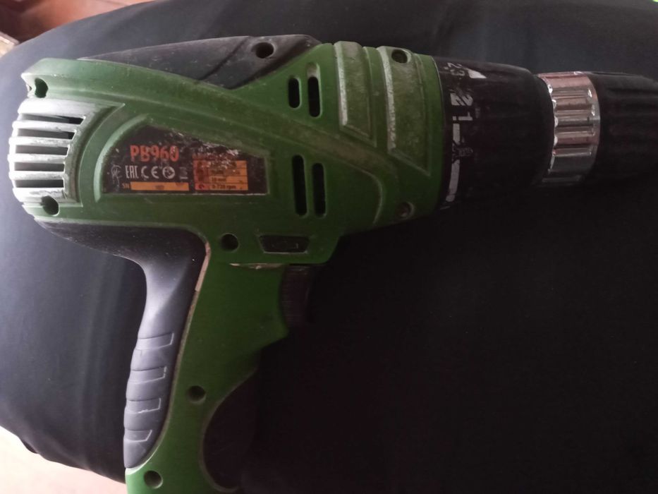Продам шуруповерт сєтєвий