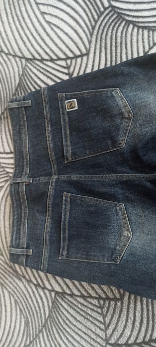 Продам джинси на хлопця