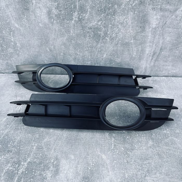 Решітки Туманок Audi A6 C6 ПТФ на Галогенки Дорестайл Ауді Розборка