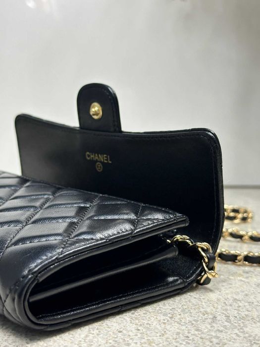 Сумка Chanel кросбоді / Женская кожаная сумка Шанель на цепочке