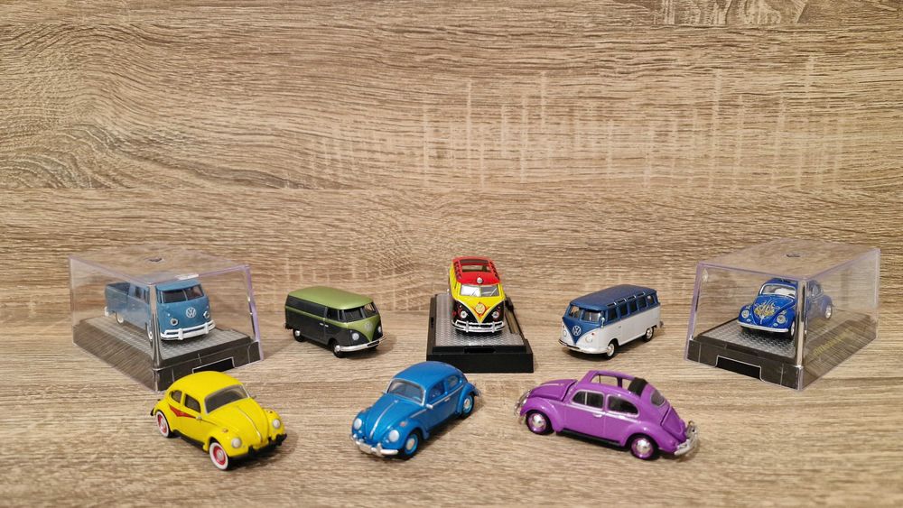 Lote de 8 Miniaturas VW carochas e Furgons Tuning 1:64