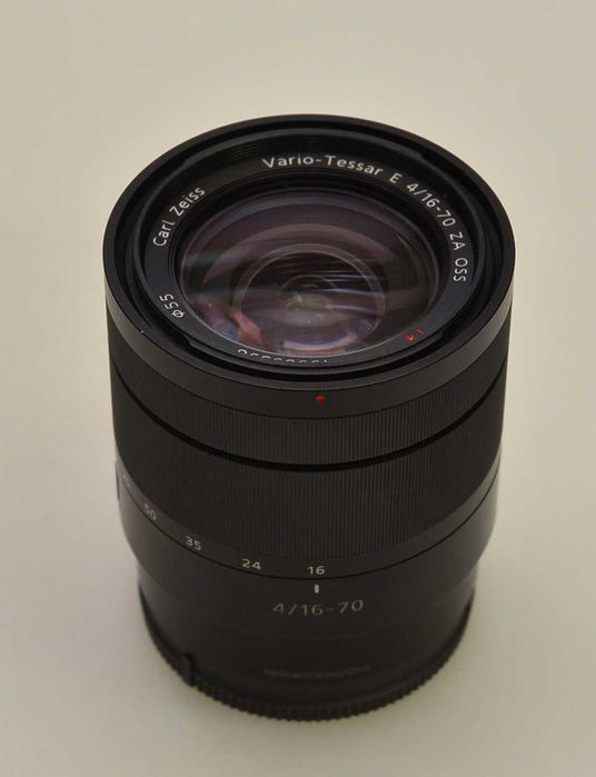 Obiektyw Sony E Zeiss 16-70 mm f/4.0 ZA OSS