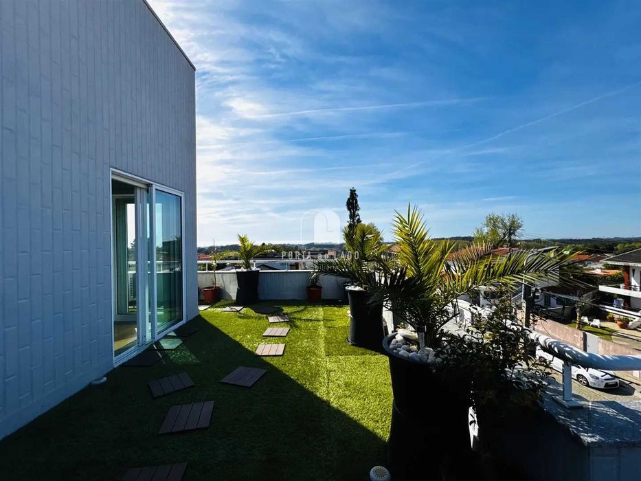 T3| Último Piso| Terraço| Vistas Mar| Grijó- Vila Nova de Gaia