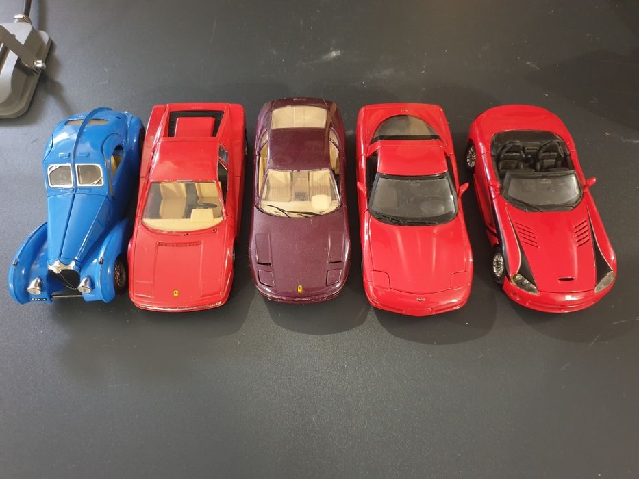 Varios Modelos Burago 1/24