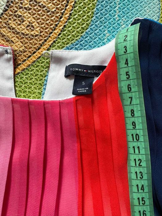 Фирменное летнее платье Tommy Hilfiger Платье на девочку Рост 104-110