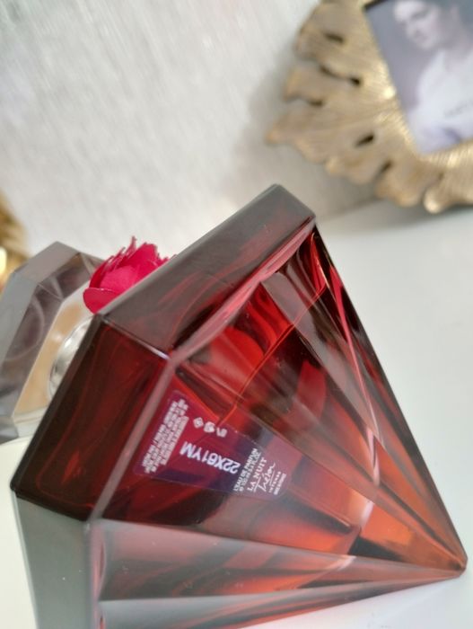 Парфумована вода La Nuit Trésor Intense Lancôme 100 мл