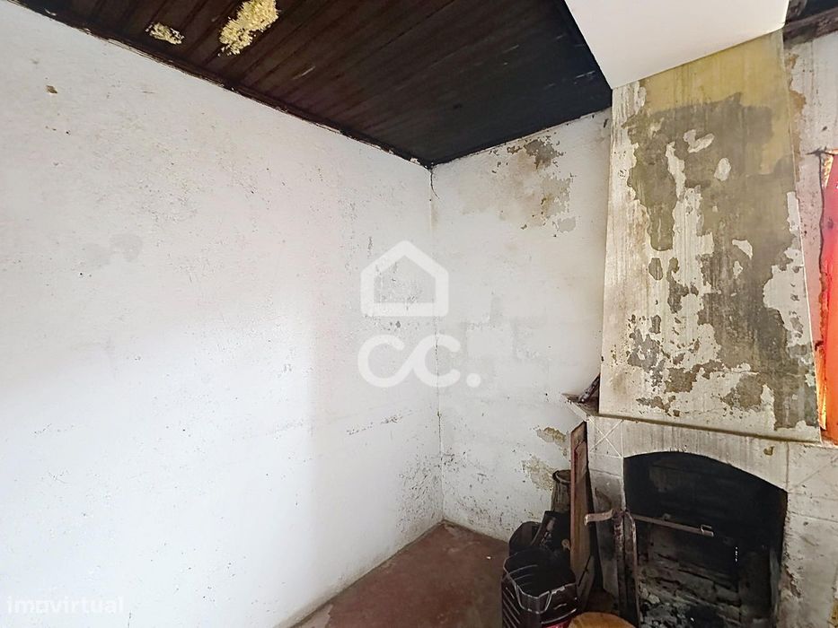 Moradia para Restauro em Travancas 110 m²