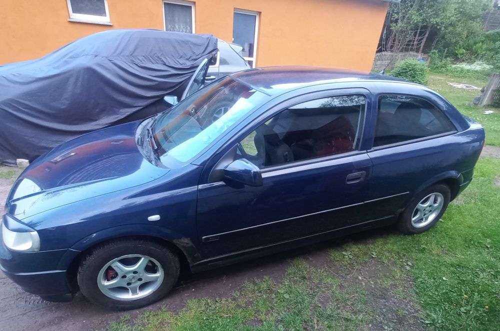Opel Astra  G  1.6